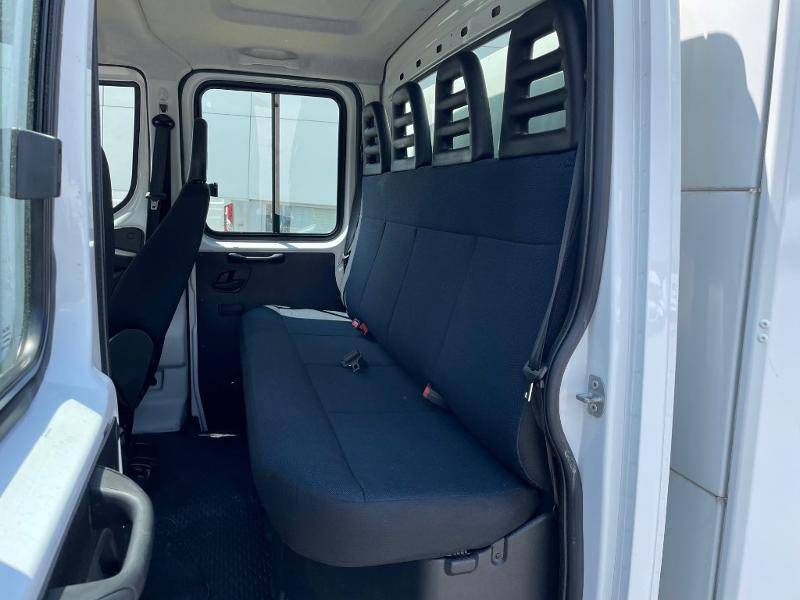 Trouver un véhicule utilitaire Benne + Coffre Iveco Daily en occasion à Remiremont