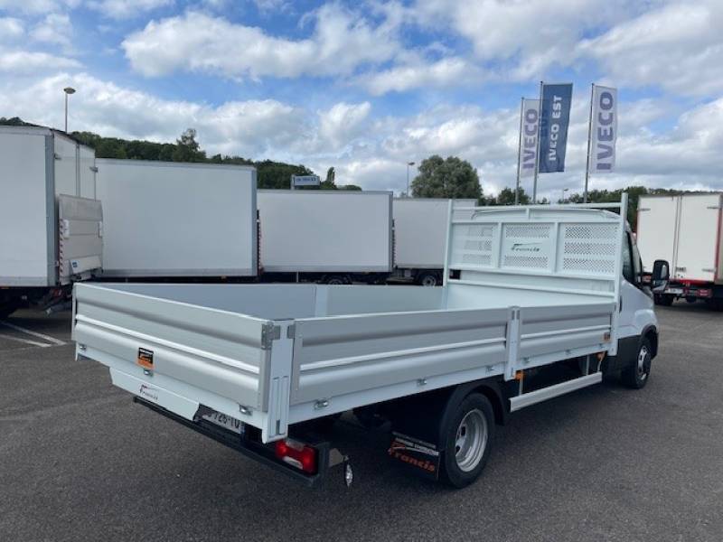 Acquérir un véhicule utilitaire Plateau Iveco Daily en occasion à Nancy