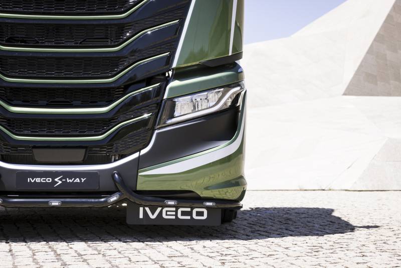 Acquérir un tracteur Iveco S-way neuf à Remiremont