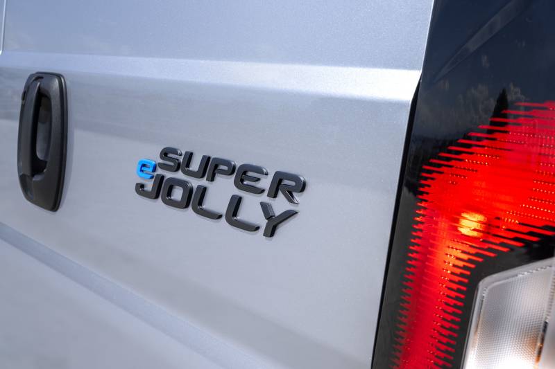 logo eSuper Jolly arrière véhicule