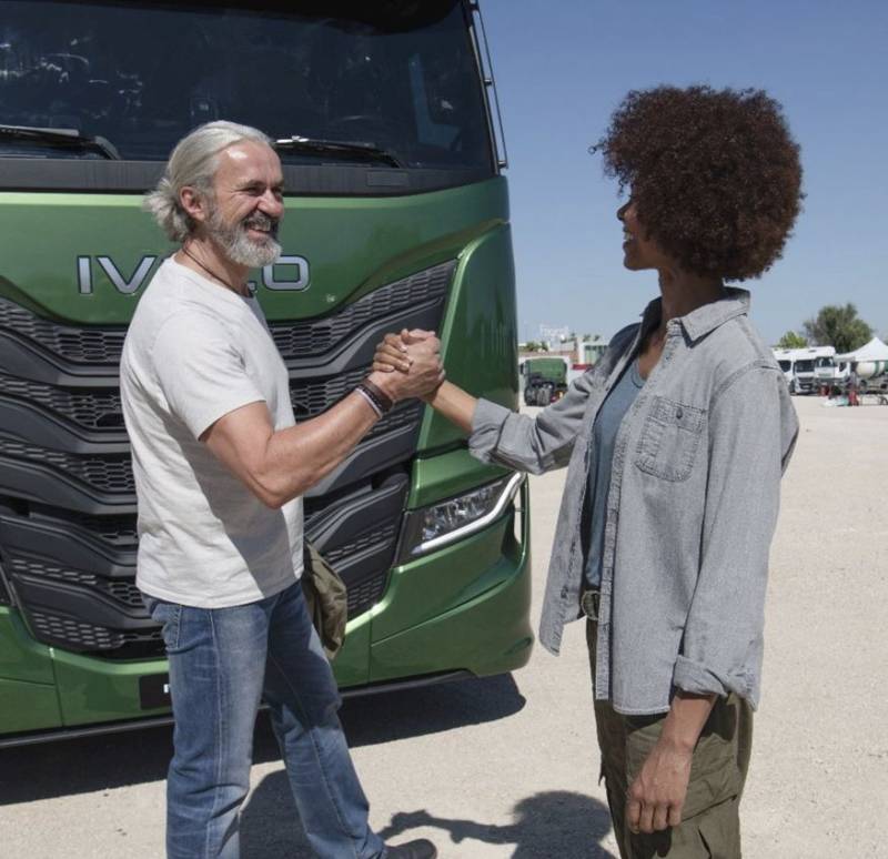 Rejoignez le premier programme de fidélité IVECO DRIVERS FIDELITY CLUB !