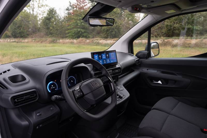 Fiat DOBLO intérieur