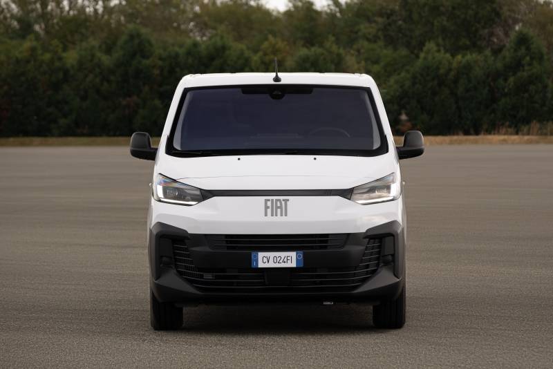 Fiat de face