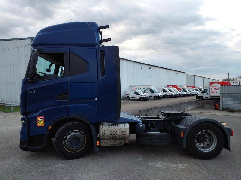 Tracteur IVECO S-WAY 480 ch bleu occasion Metz