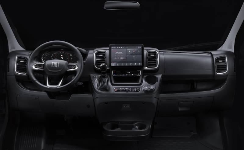 Intérieur cabine Fiat Ducato 2025